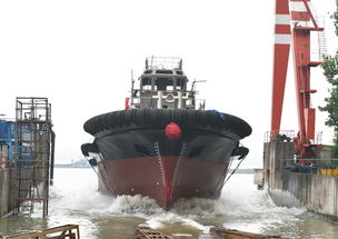 創(chuàng)新工藝顯神威，鎮(zhèn)江船廠3676kw全回轉(zhuǎn)拖船成功采用氣囊下水