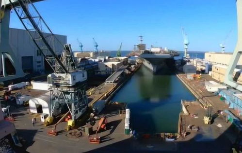 遼寧艦大修 為何入塢10個月仍未下水？